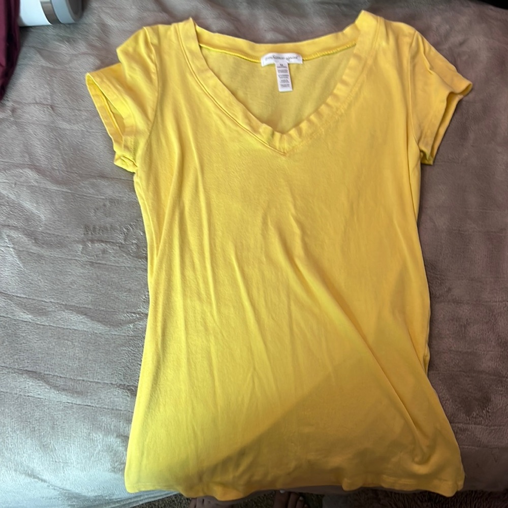 PLAIN YELLOW T-SHIRT